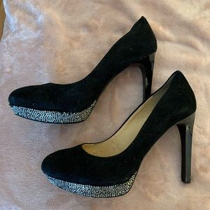 Black Gianni Bini Heals